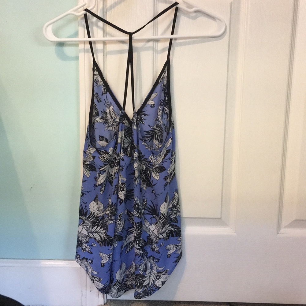 Wrap Tank - Picture 2 of 3